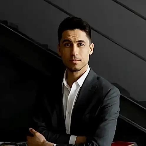 Арамис Акопян